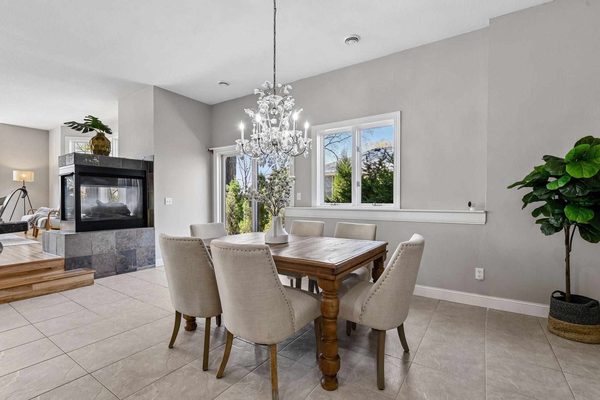 4660 Island View Dr, Mound