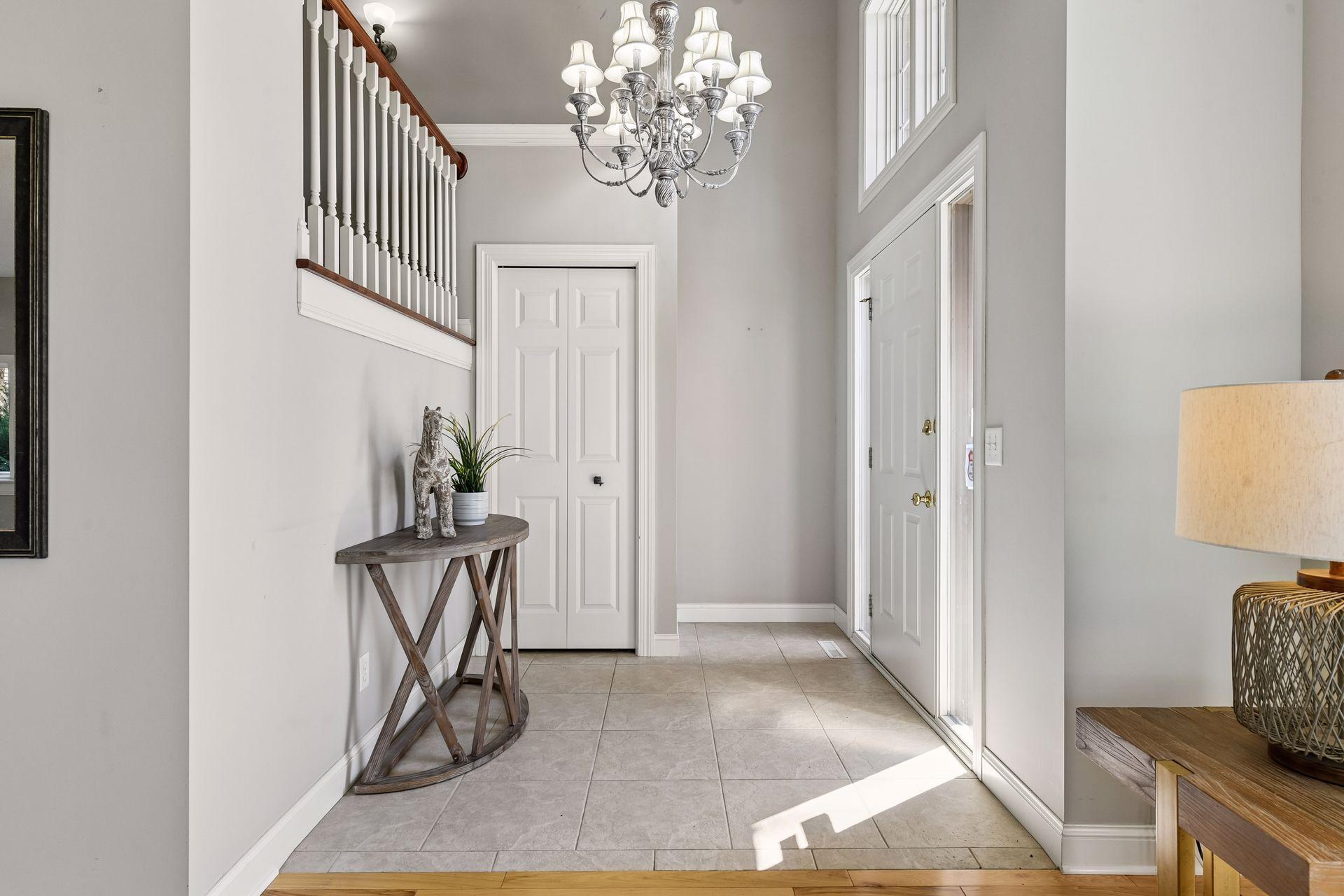 4660 Island View Dr, Mound