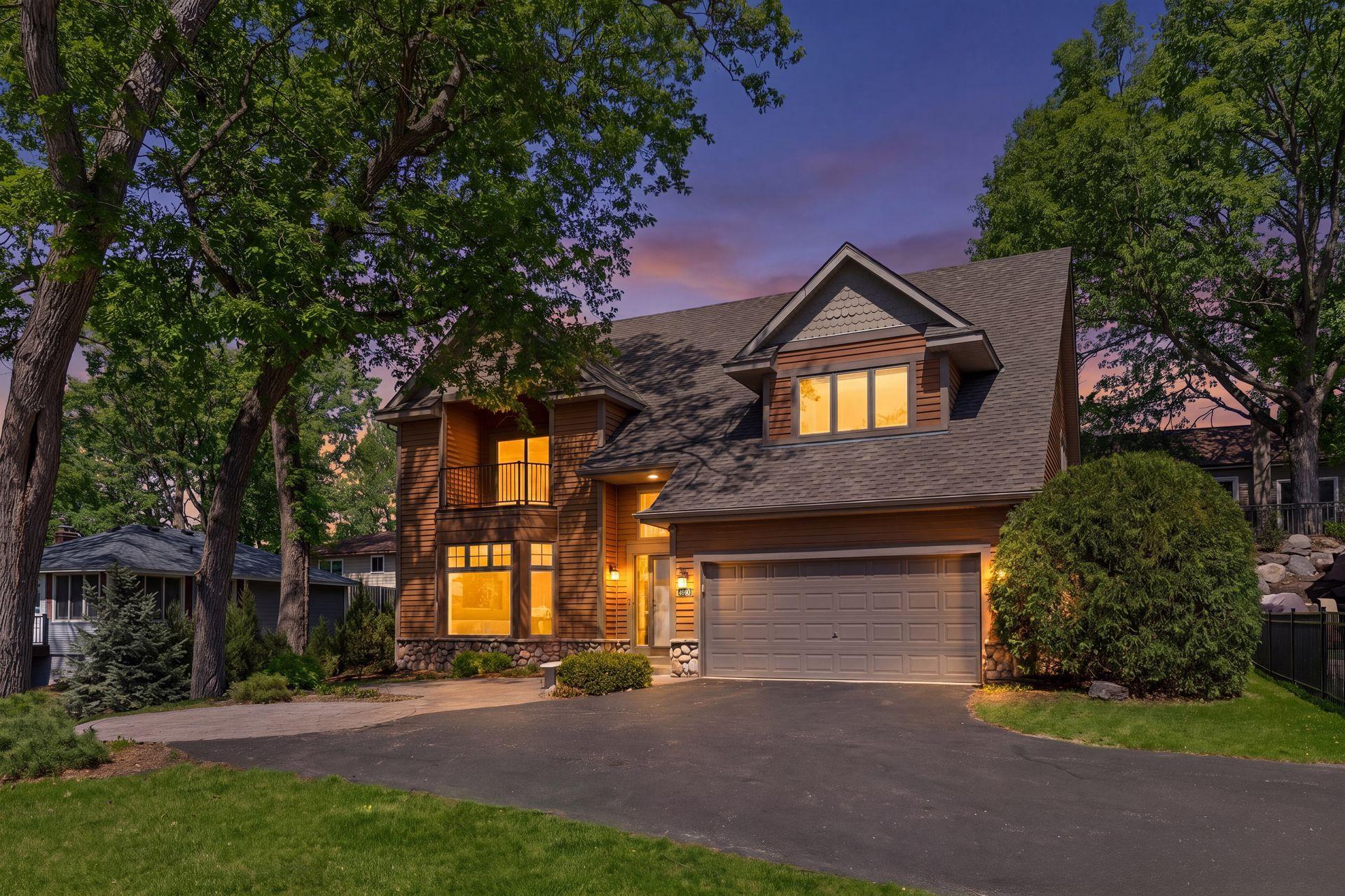 4660 Island View Dr, Mound