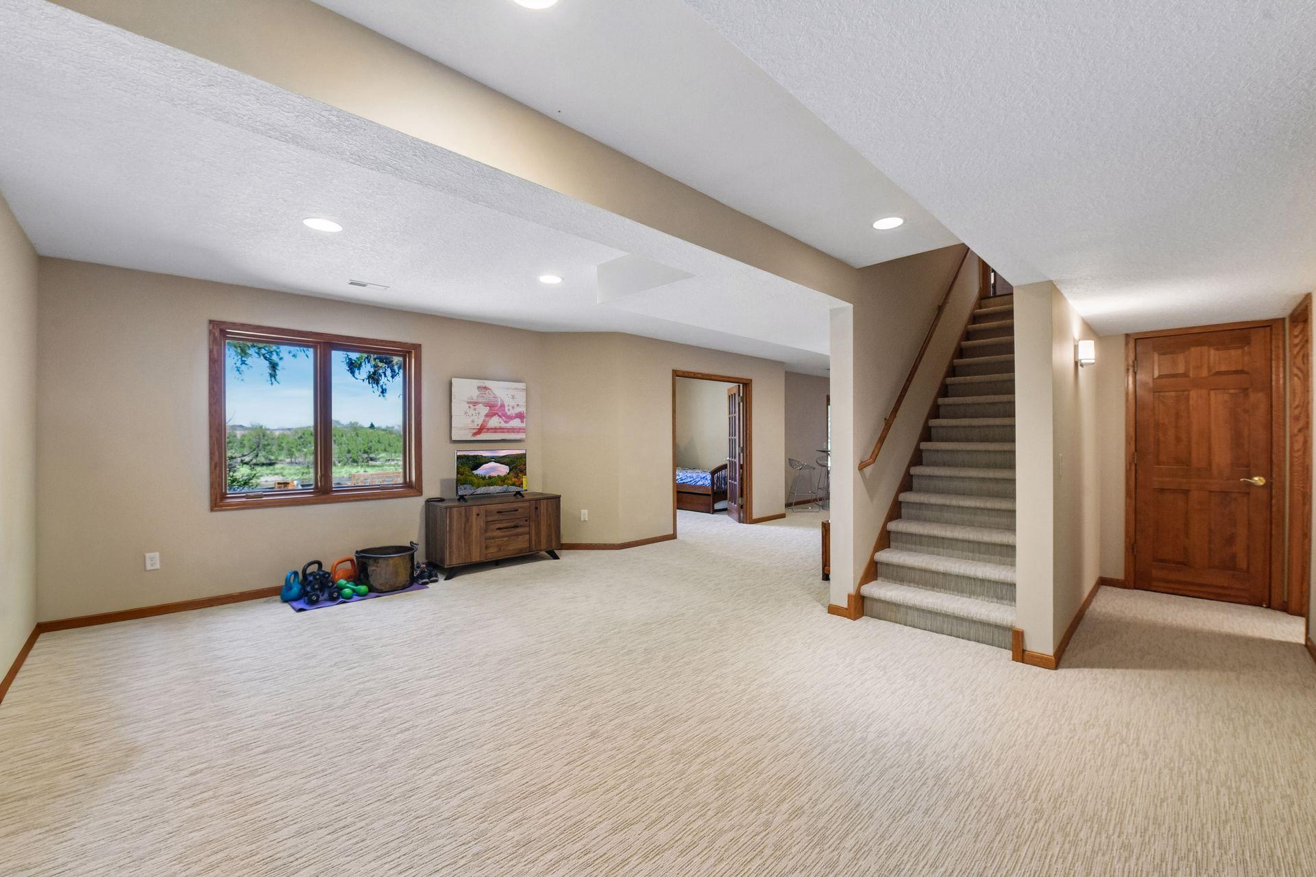 1585 Stoneridge Circle
