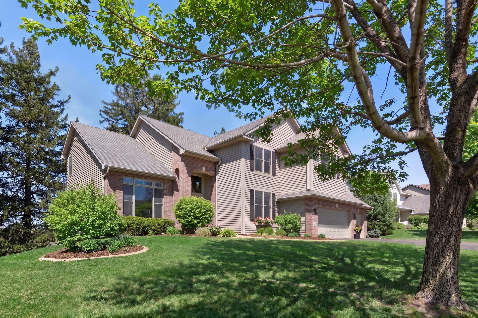 1585 Stoneridge Circle