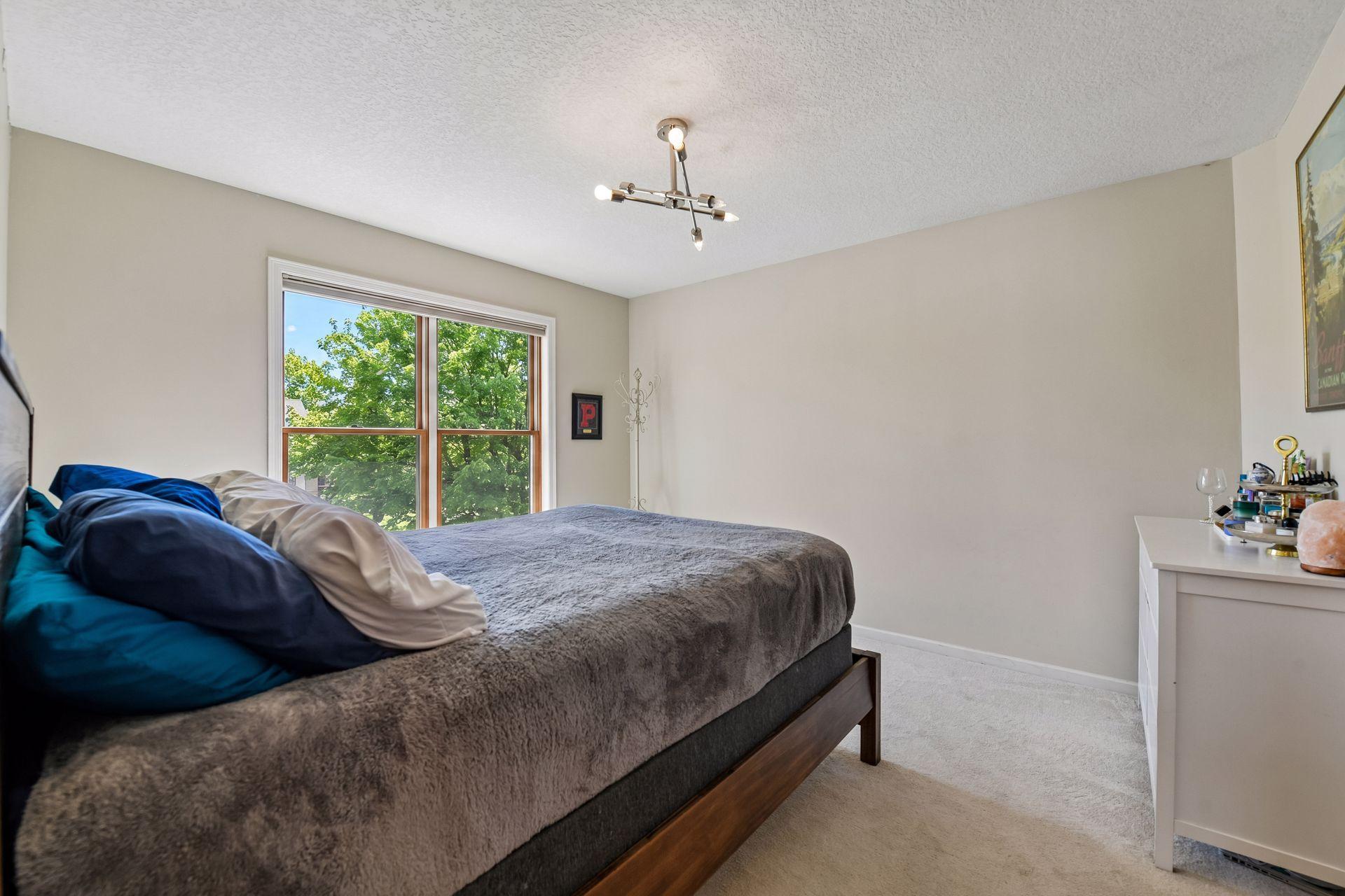 1585 Stoneridge Circle