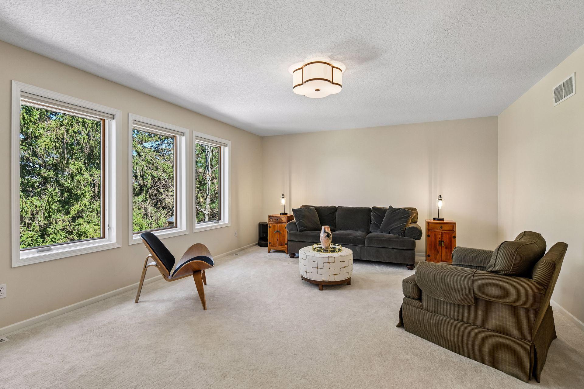 1585 Stoneridge Circle