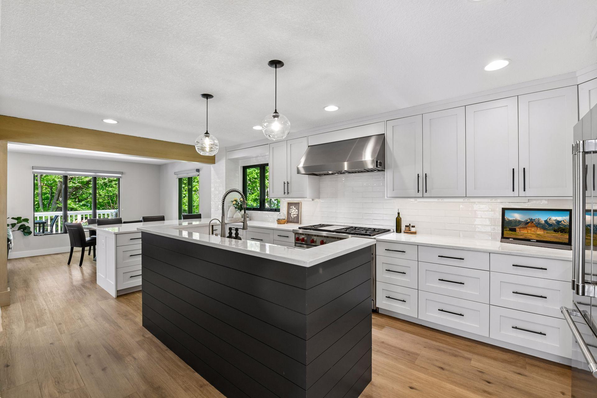 3337 Warner Lane