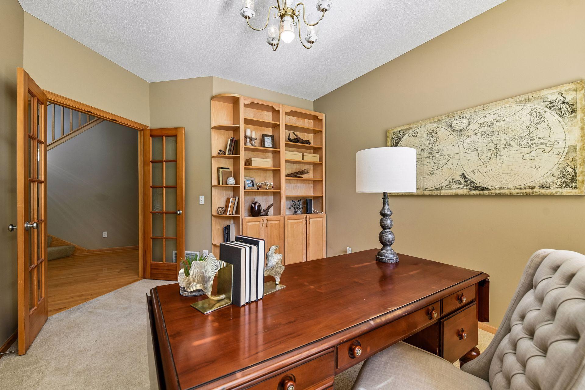 830 Fox Path Ct, Medina
