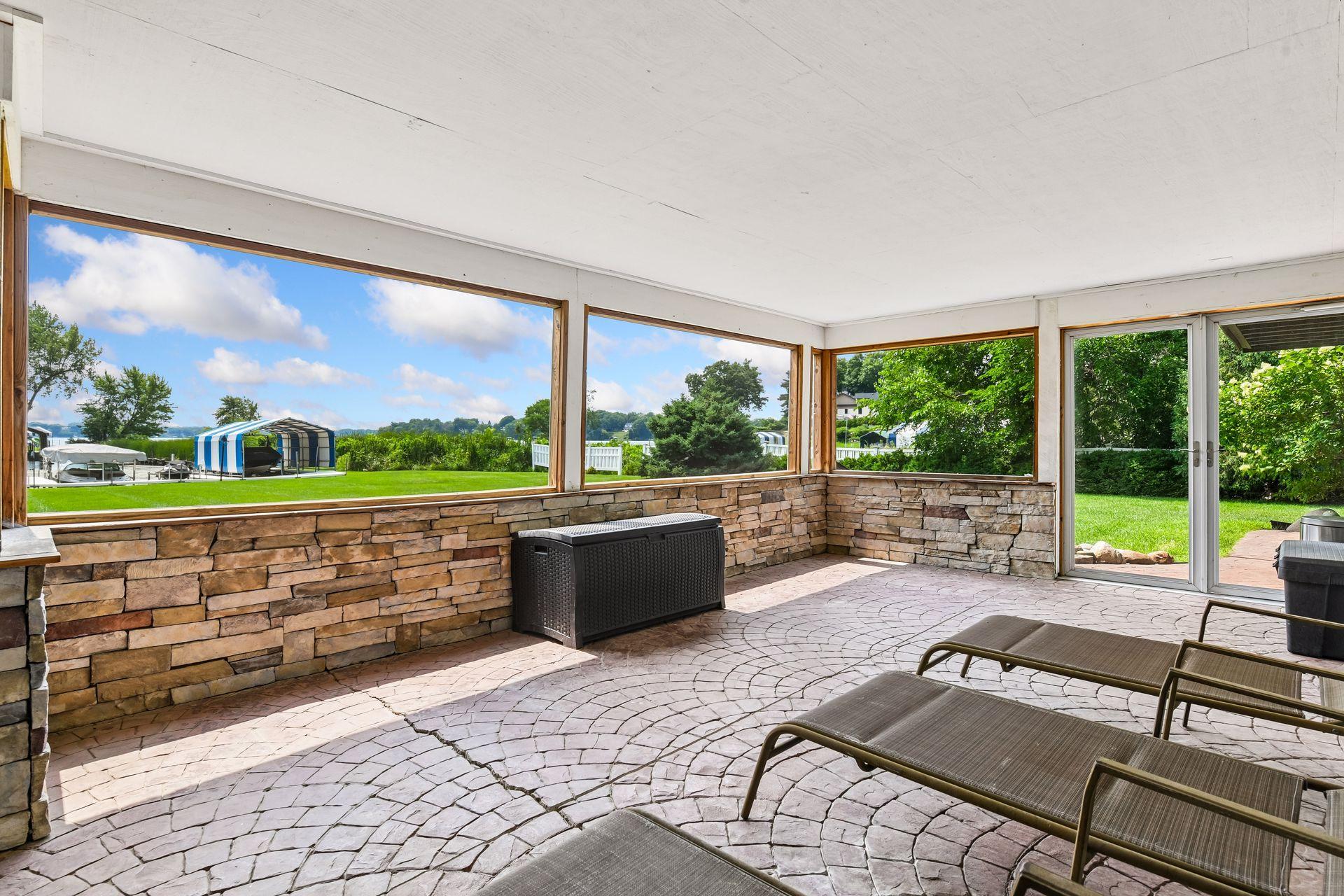 2699 Kelly Ave, Orono