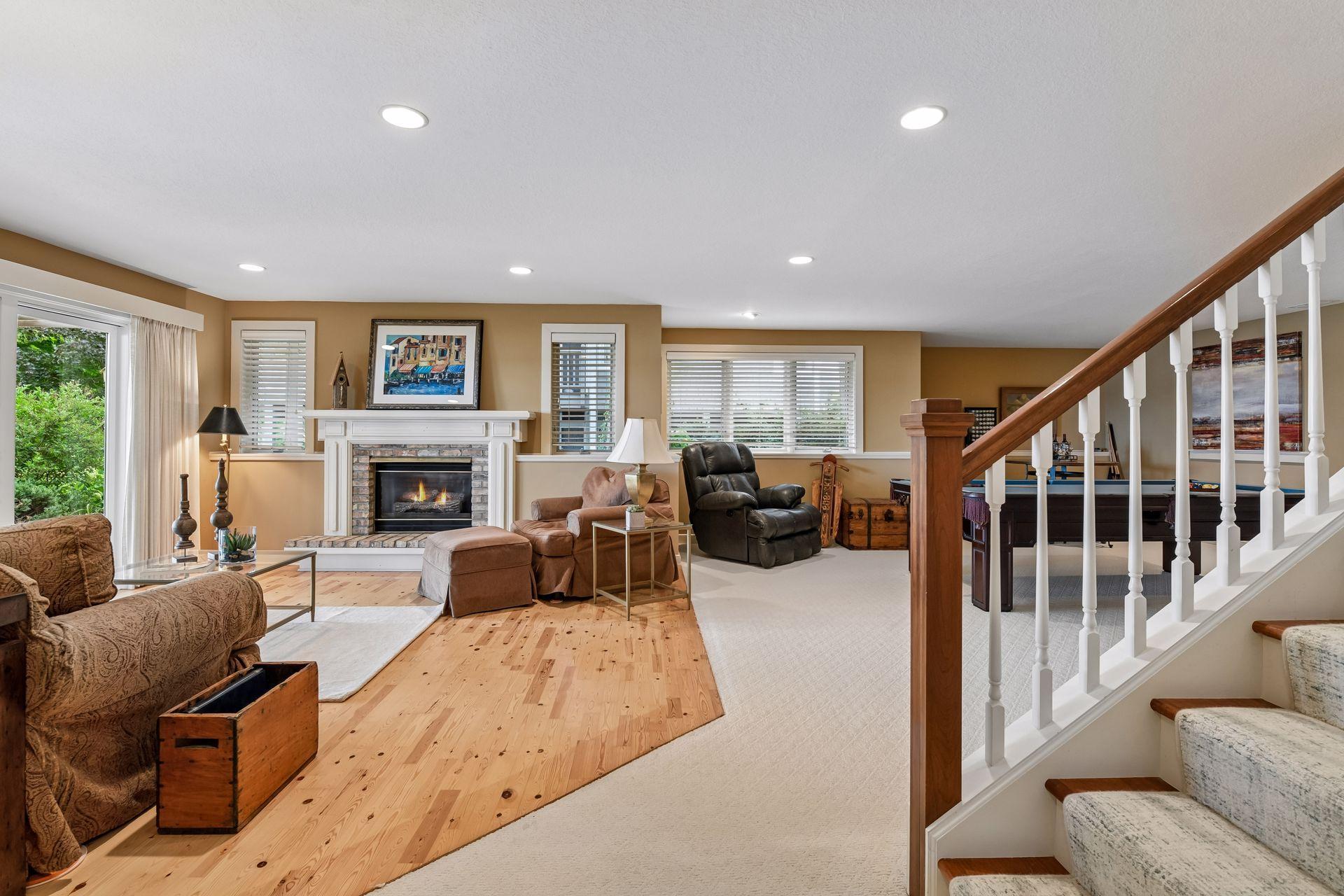 2928 Pelican Point Circle
