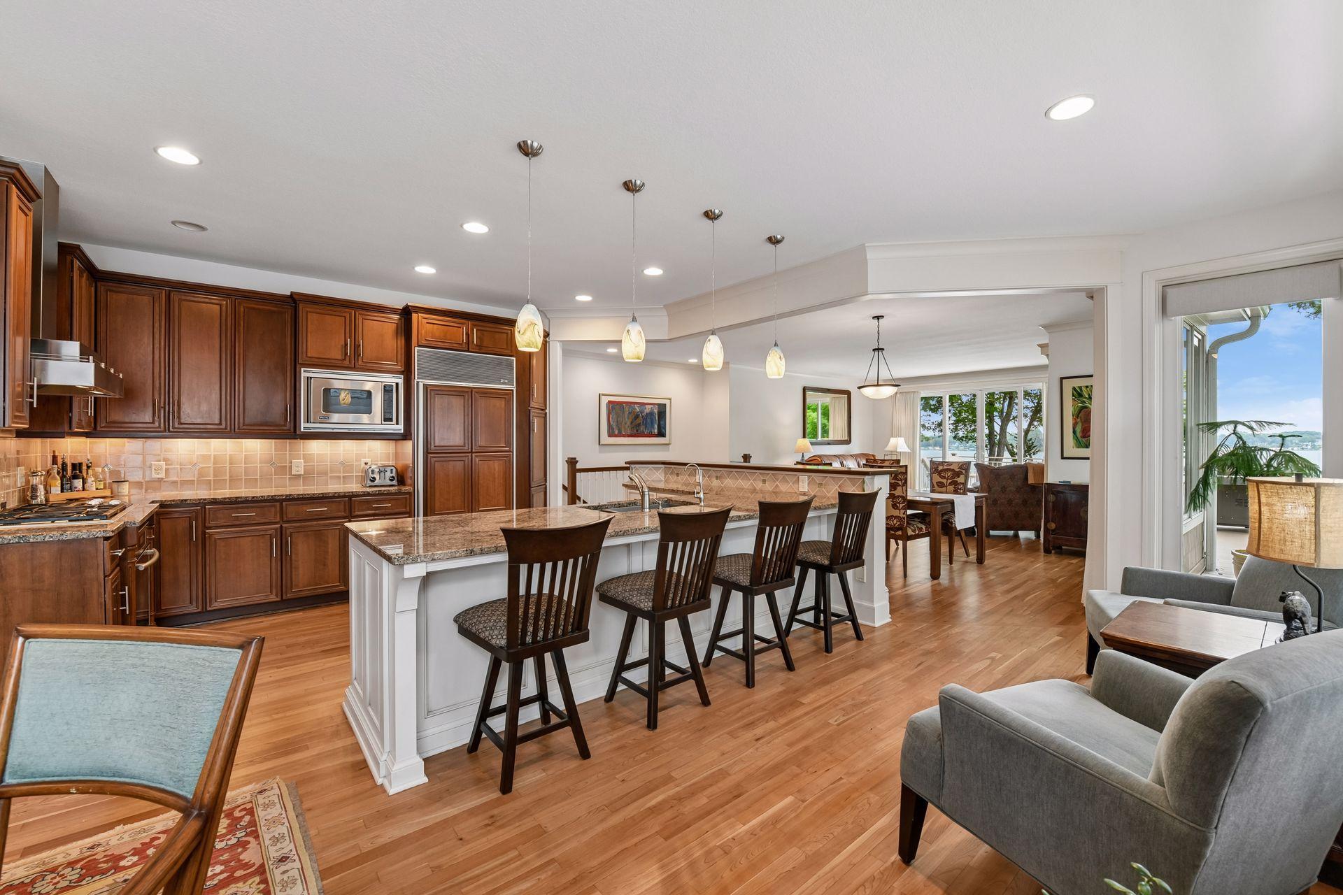 2928 Pelican Point Circle