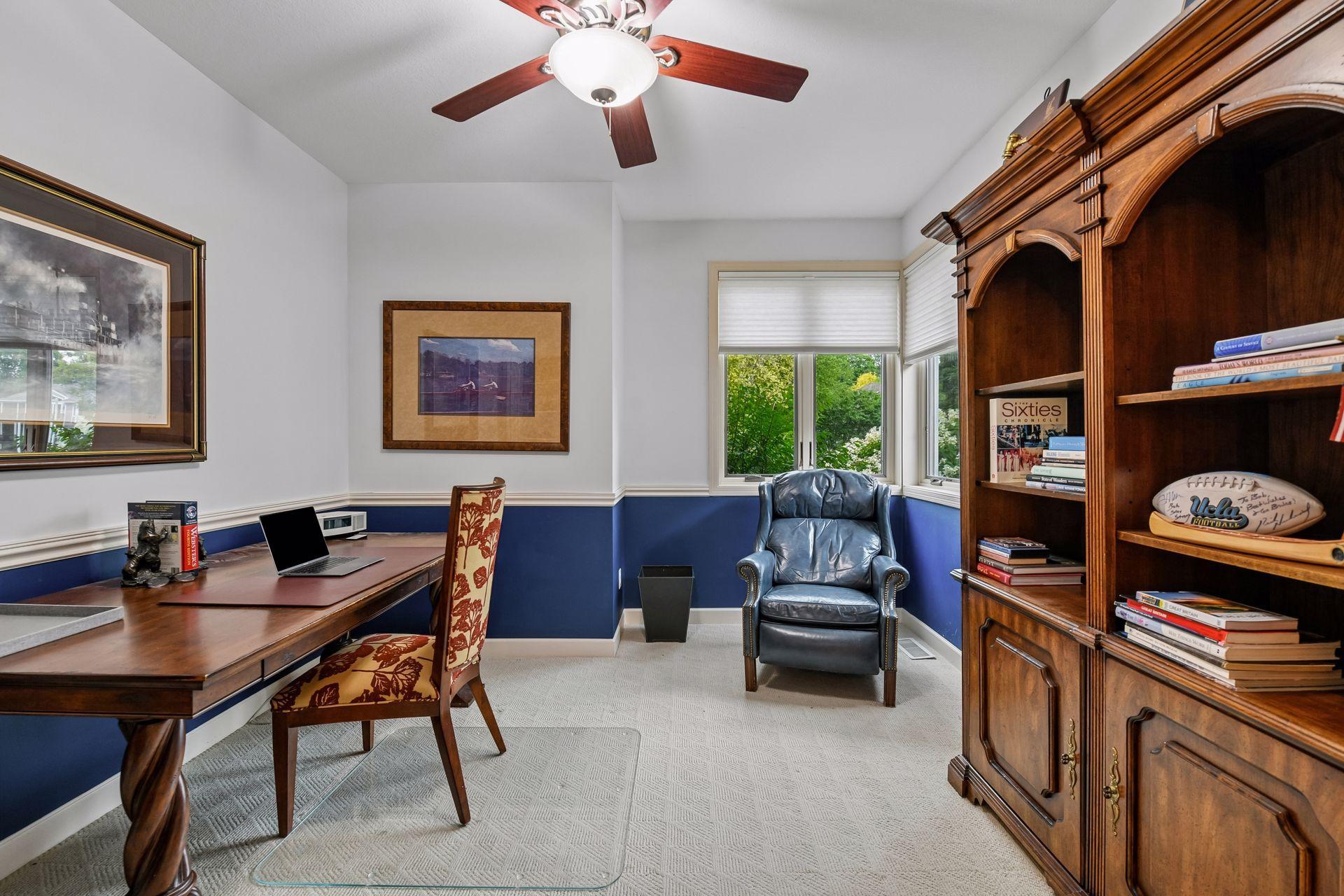 2928 Pelican Point Circle