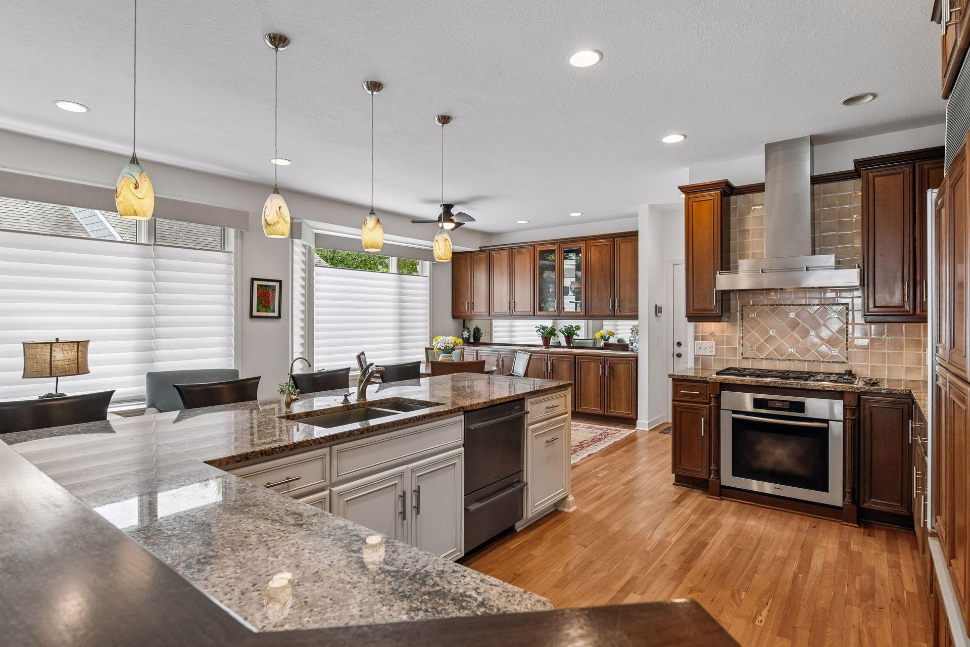 2928 Pelican Point Circle
