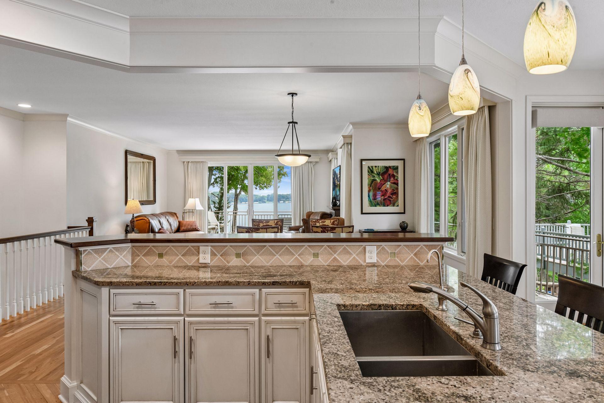 2928 Pelican Point Circle
