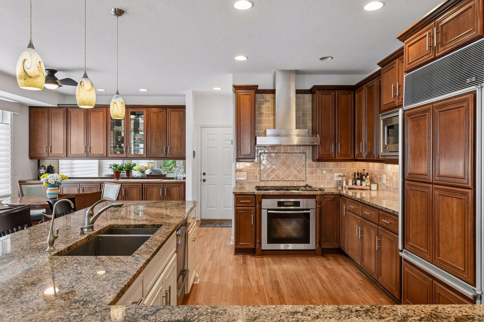 2928 Pelican Point Circle