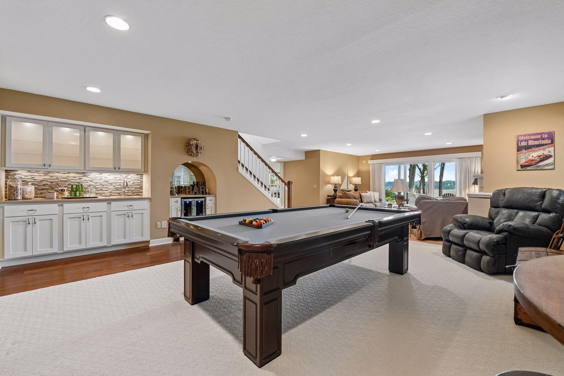2928 Pelican Point Circle