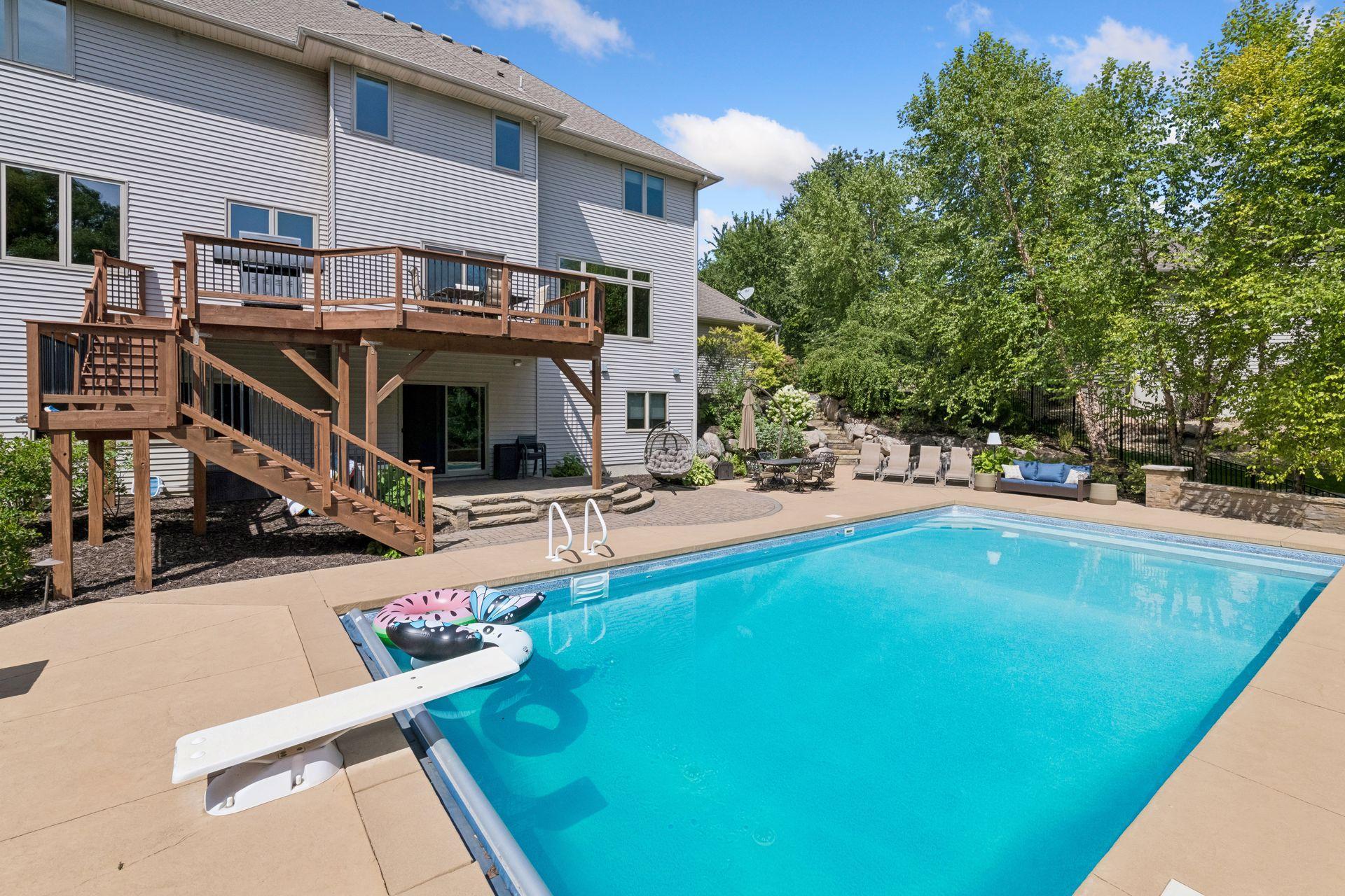 306 Wolf Pointe Trl, Long Lake