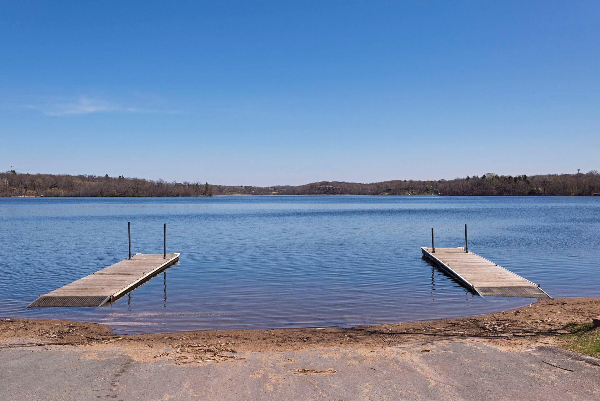 306 Wolf Pointe Trl, Long Lake