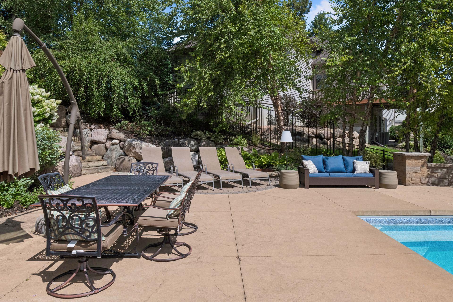 306 Wolf Pointe Trl, Long Lake