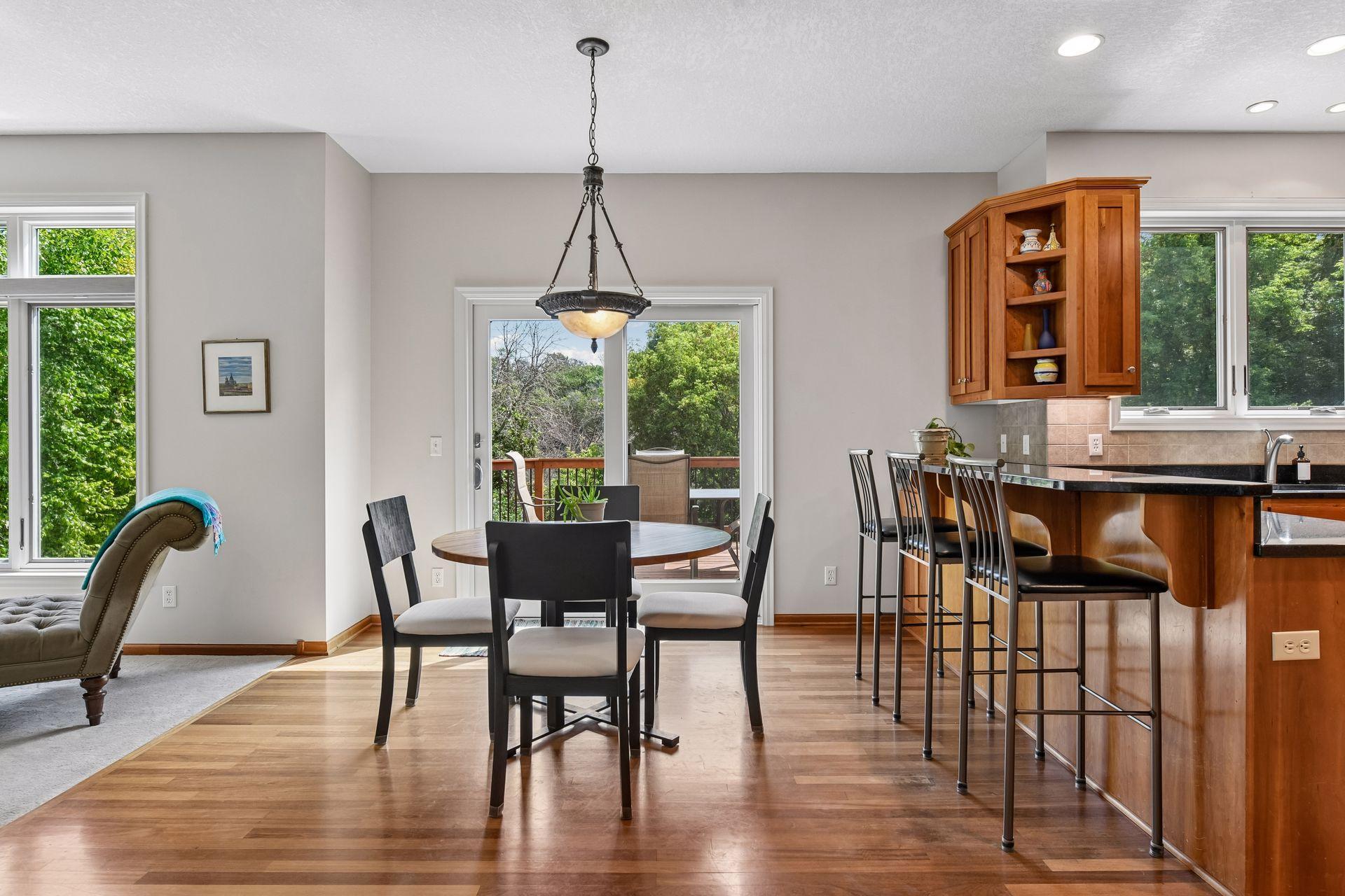 306 Wolf Pointe Trl, Long Lake