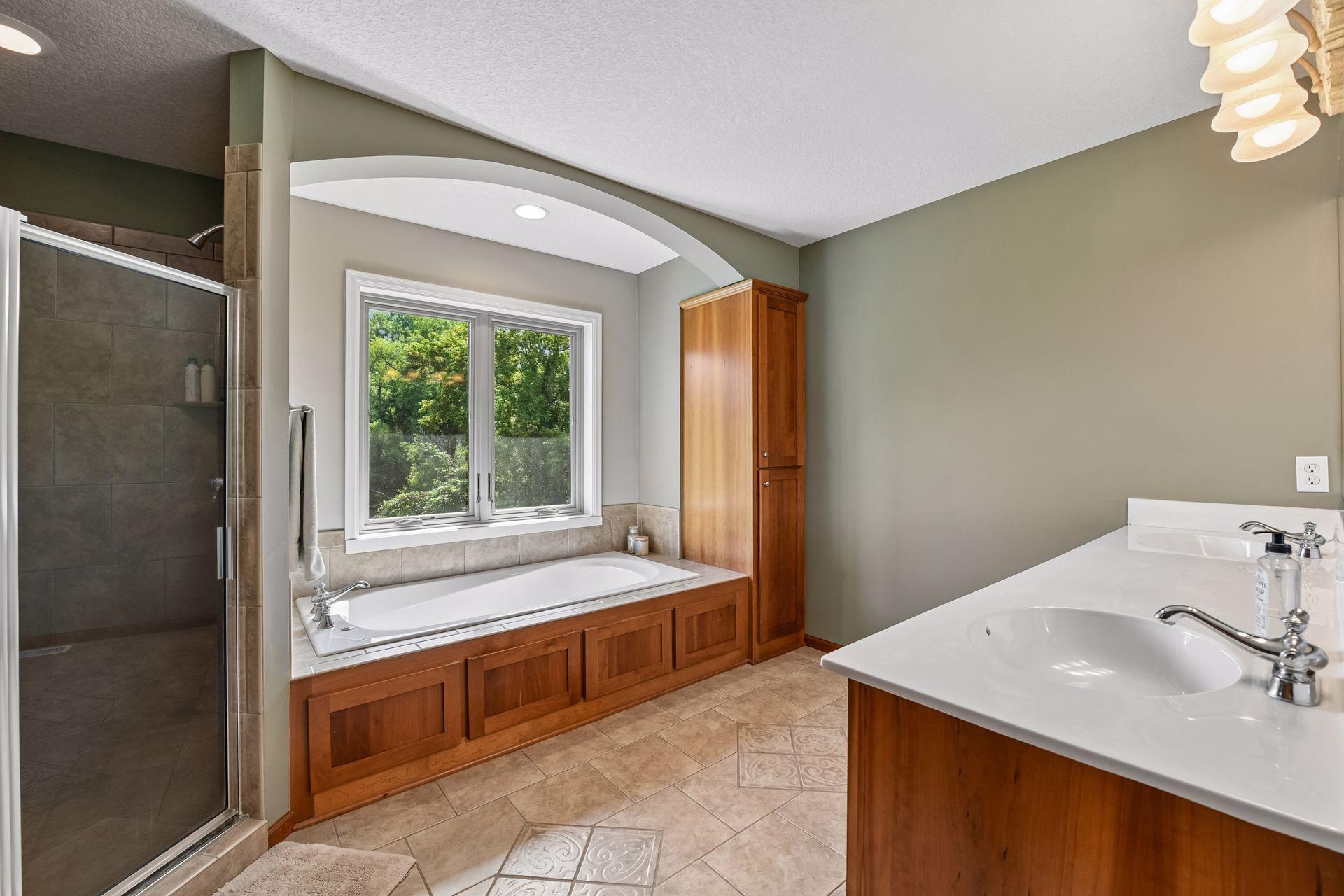 306 Wolf Pointe Trl, Long Lake