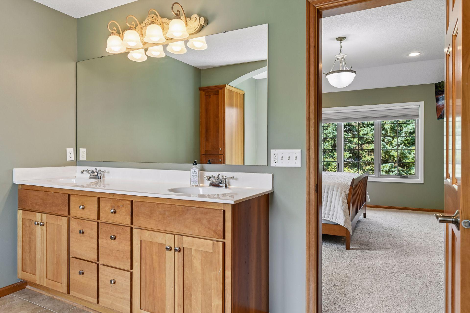 306 Wolf Pointe Trl, Long Lake