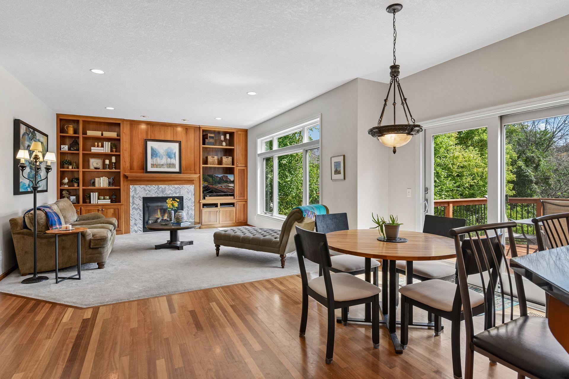 306 Wolf Pointe Trl, Long Lake
