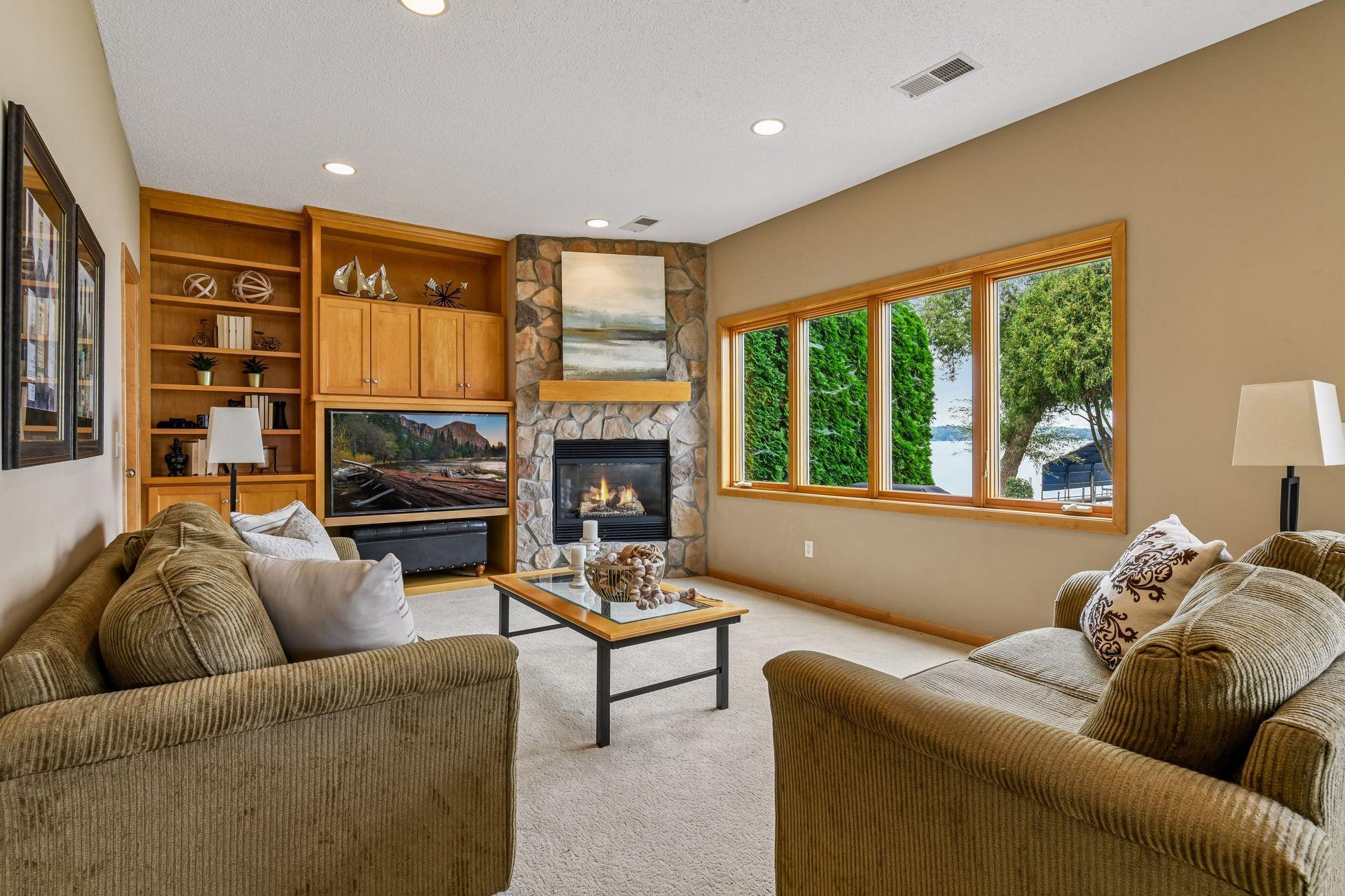 4212 W Arm Dr, Spring Park
