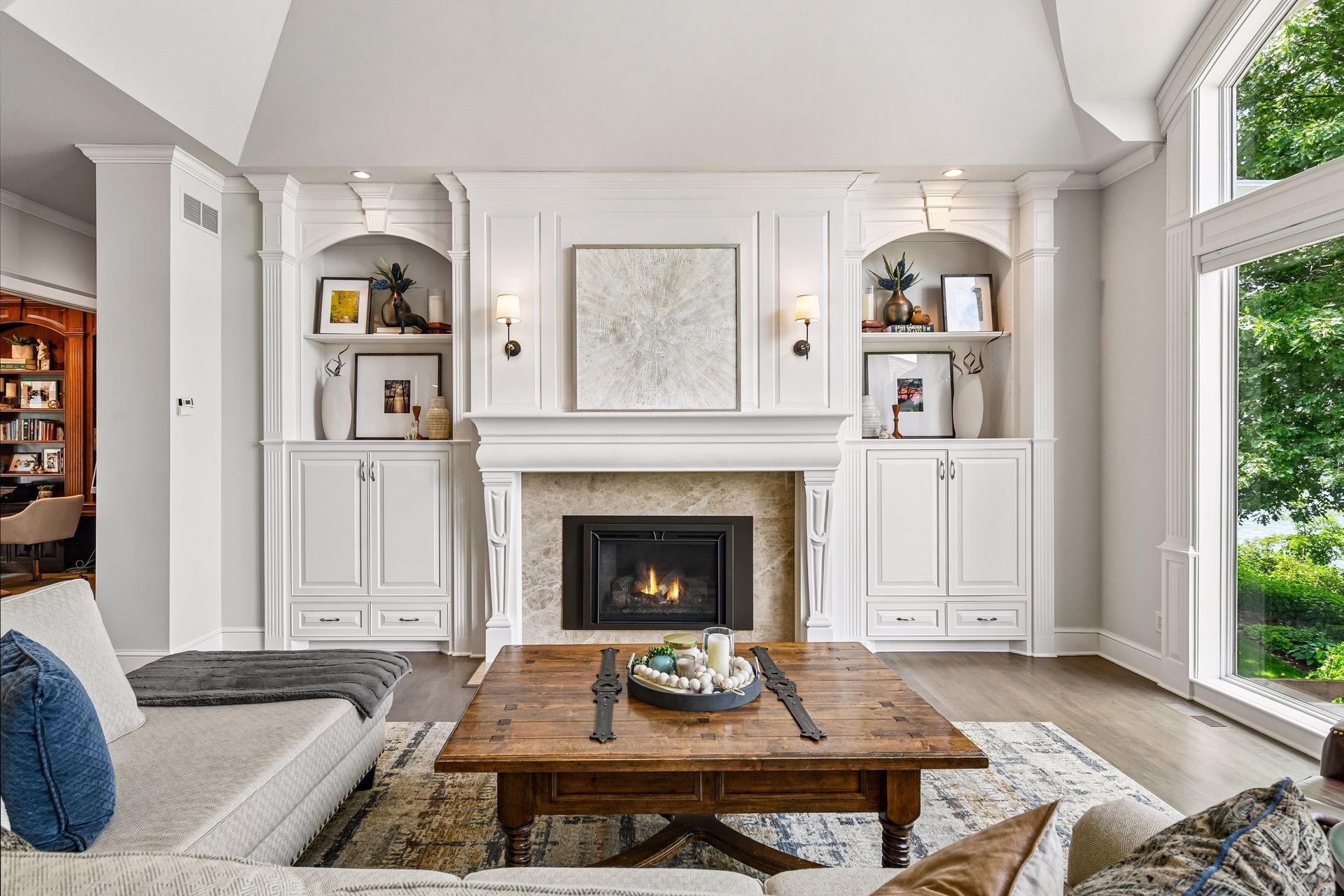 28028 Woodside Rd, Shorewood