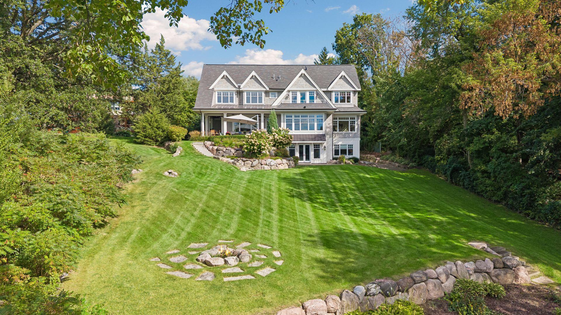 4105 County Road 44, Minnetrista