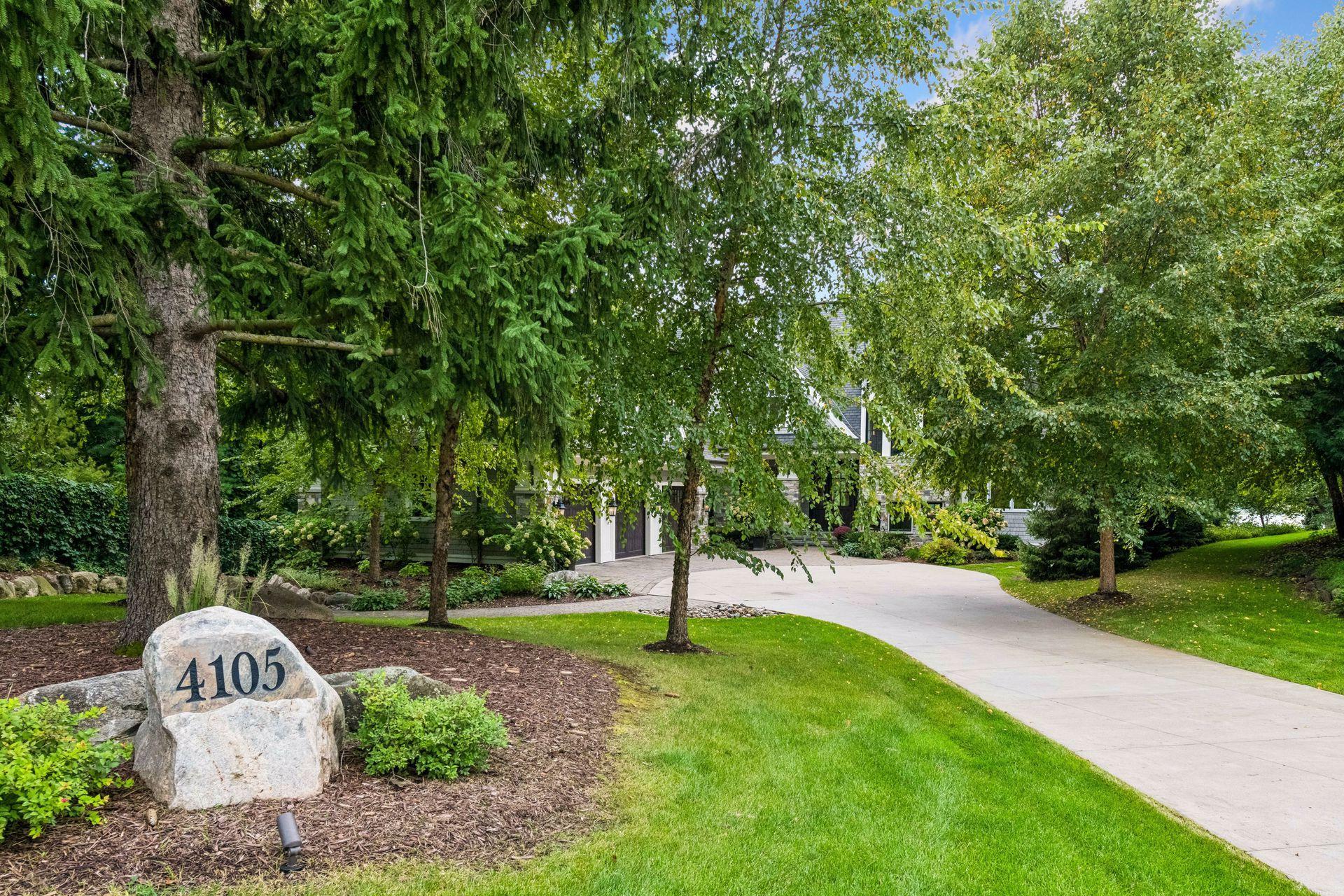 4105 County Road 44, Minnetrista