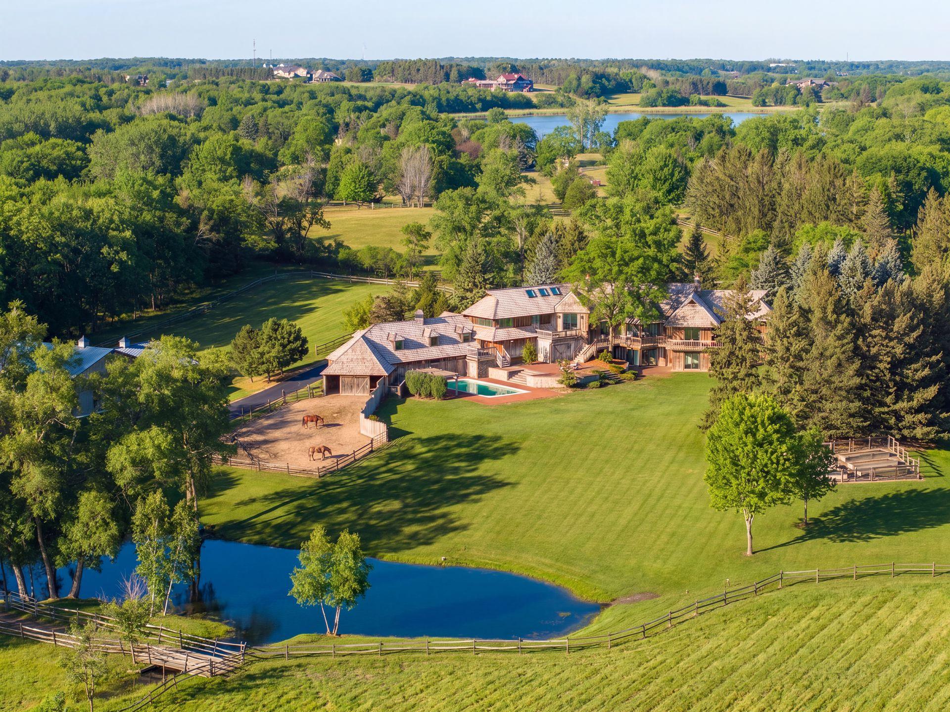 2495 Willow Dr, Medina