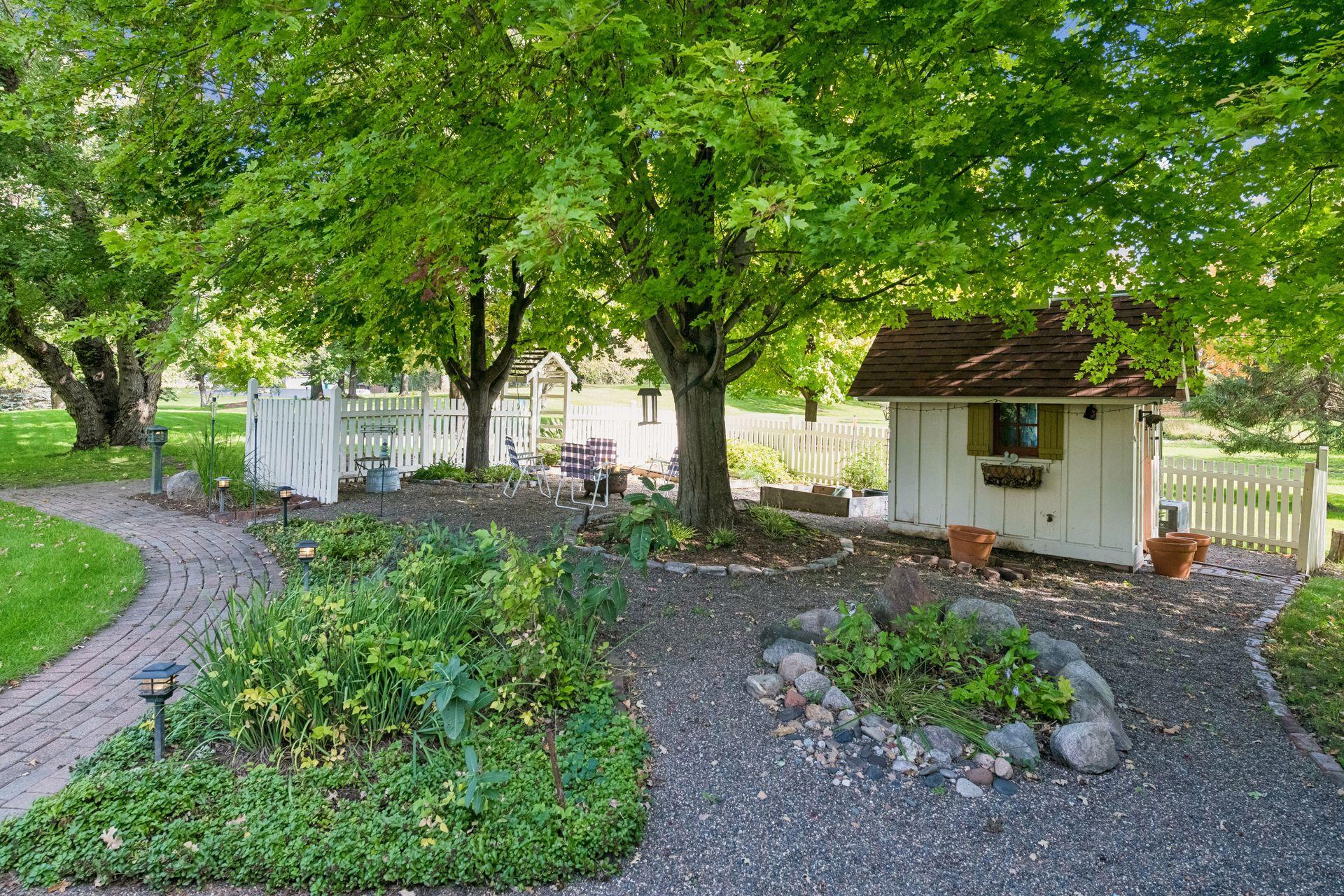 4465 Bayside Rd, Orono