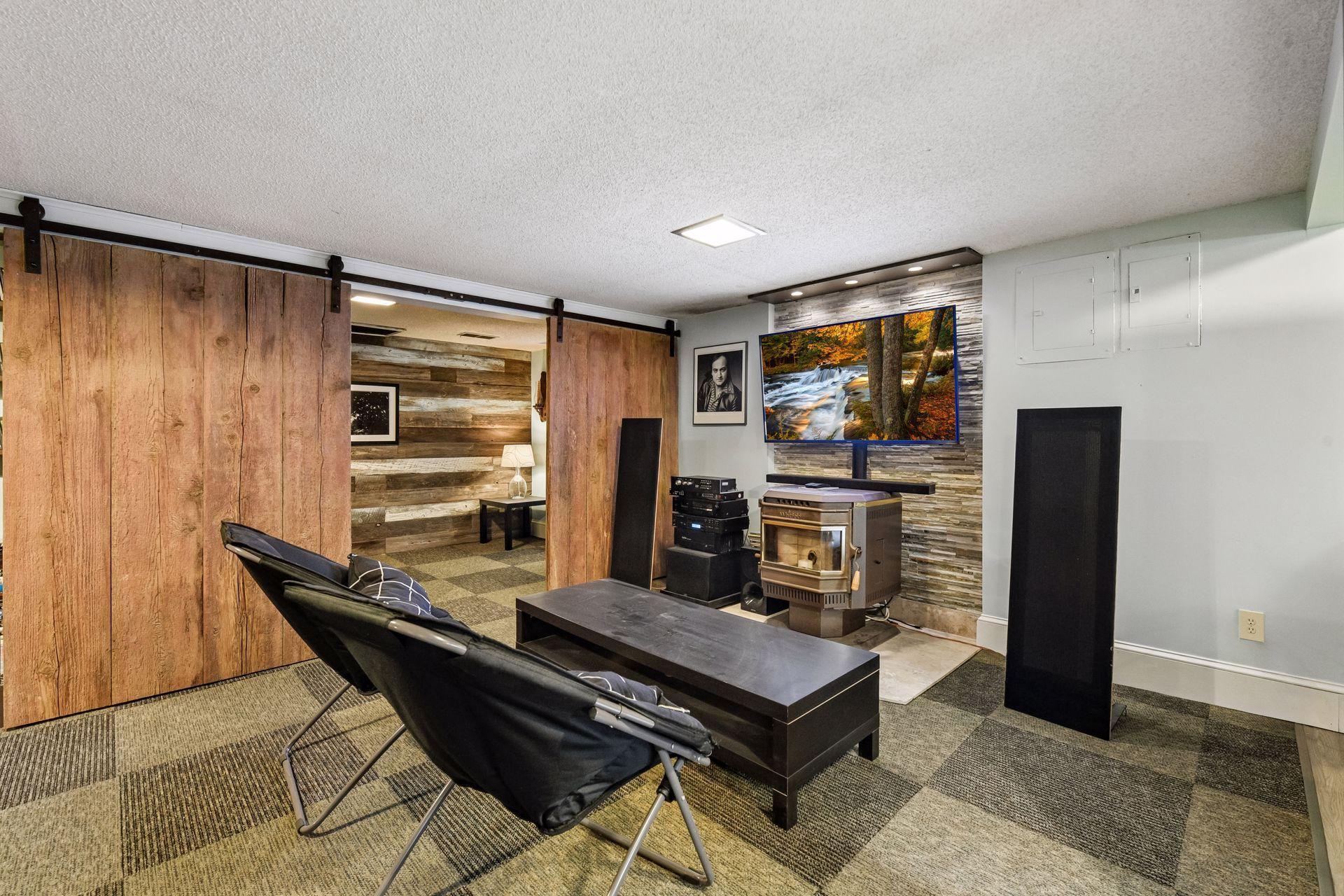 4465 Bayside Rd, Orono