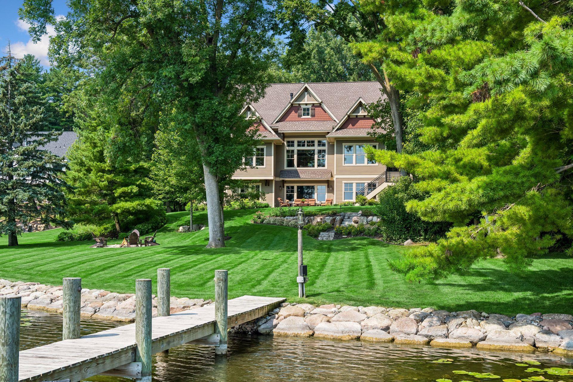 1284 Wildhurst Trail