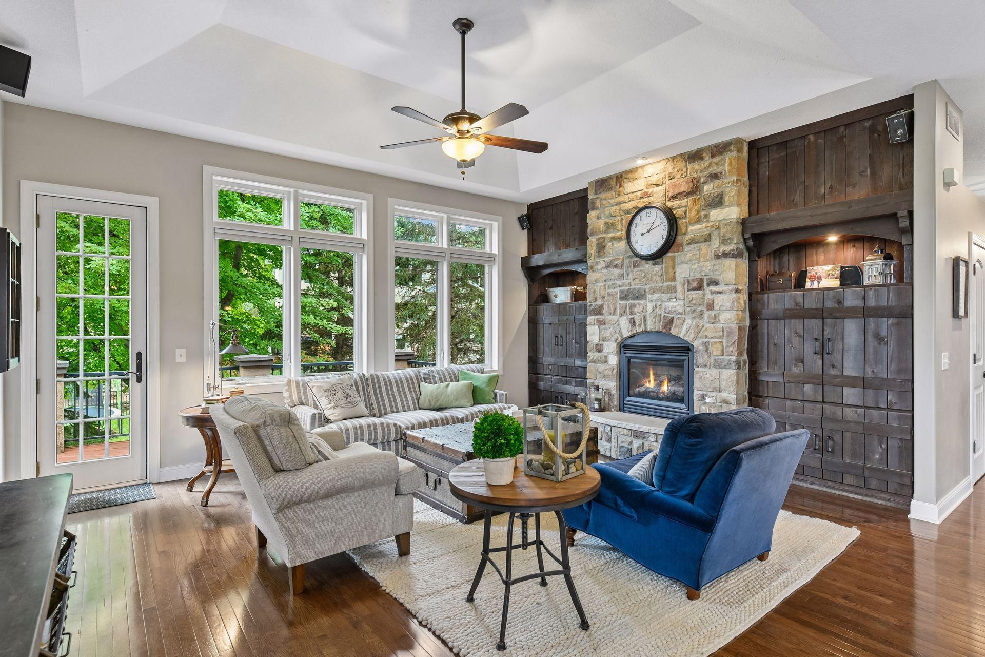9487 Mcgee Way, Eden Prairie