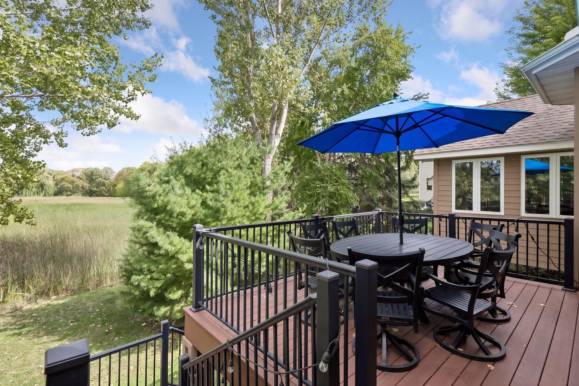 9487 Mcgee Way, Eden Prairie