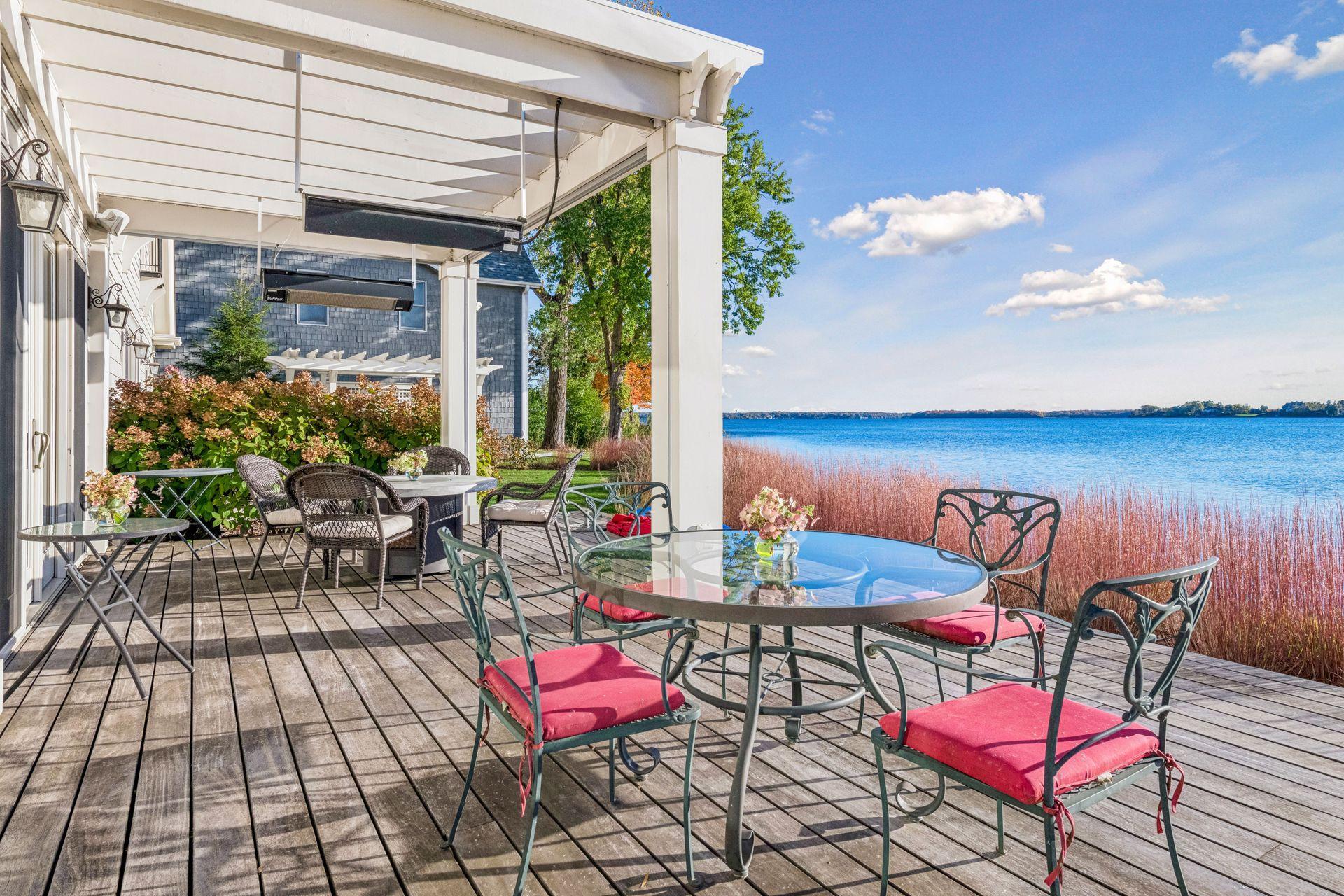 1105 Ferndale Road W, Orono