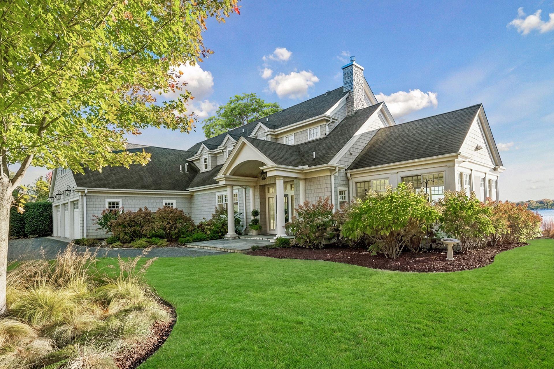 1105 Ferndale Road W, Orono