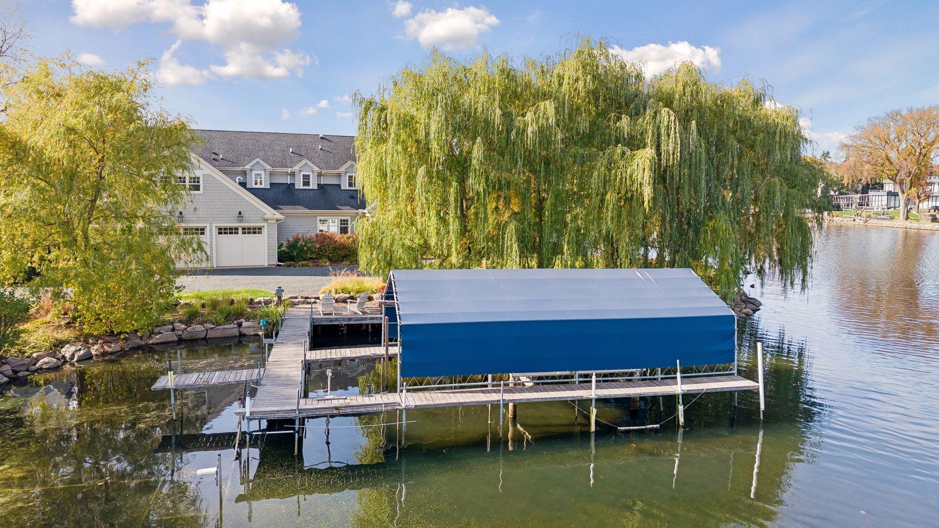 1105 Ferndale Road W, Orono