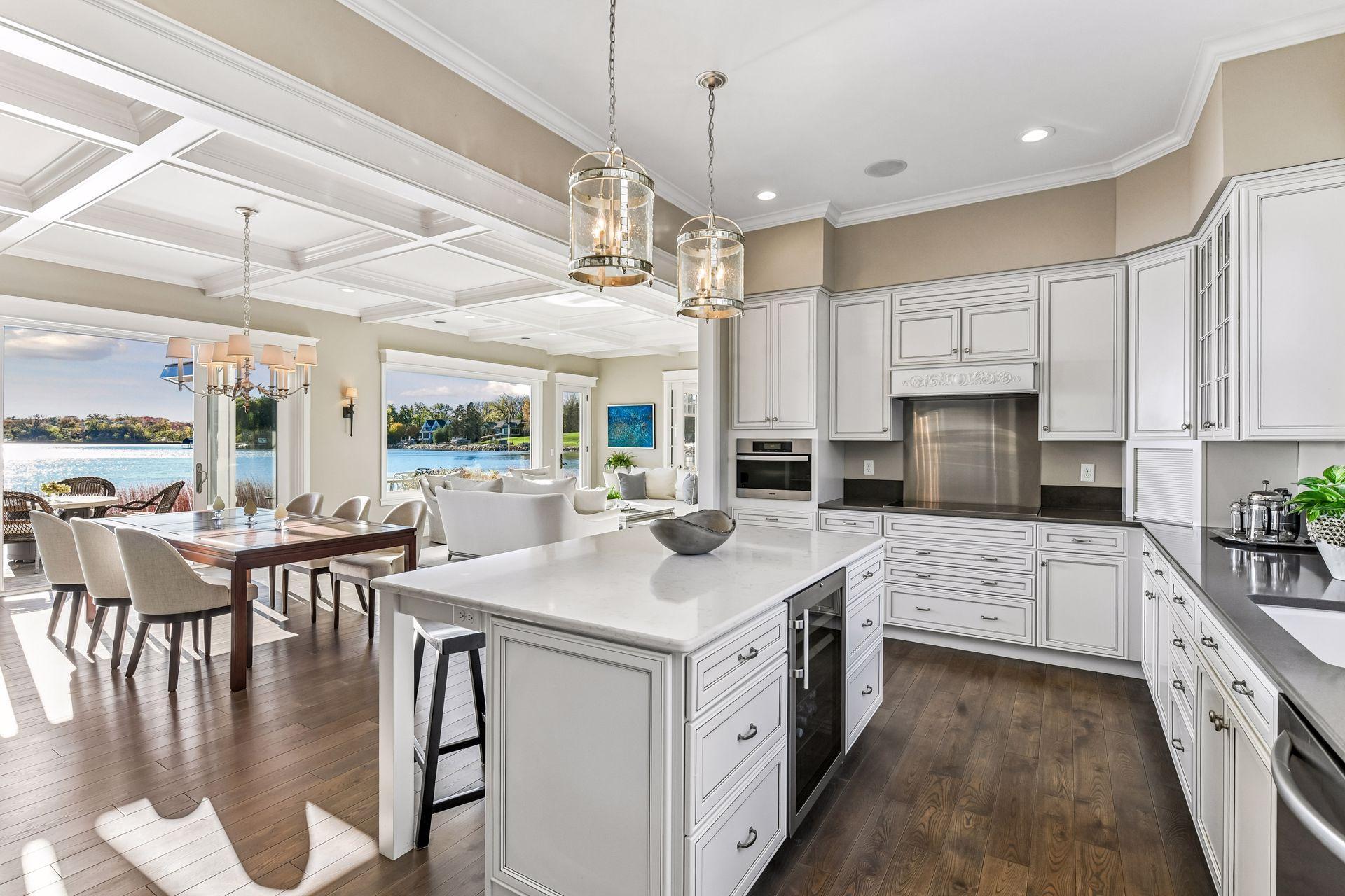 1105 Ferndale Road W, Orono