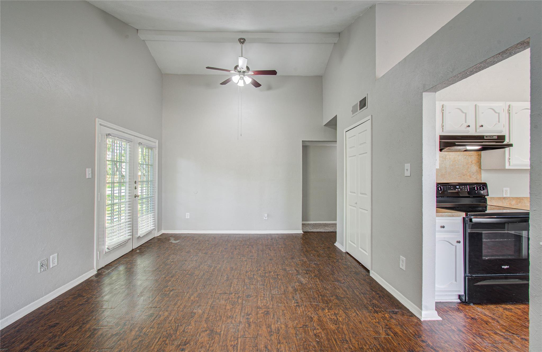 24022 Four Sixes Lane