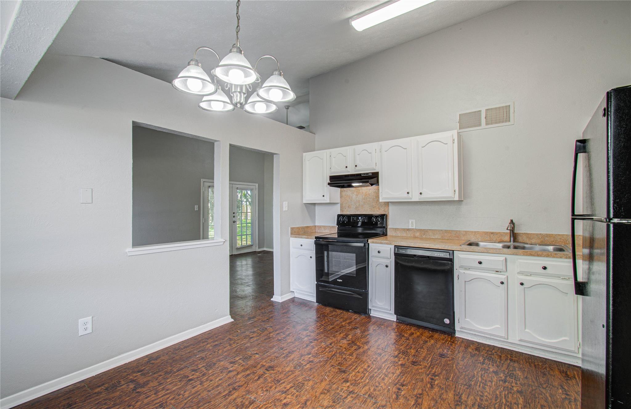 24022 Four Sixes Lane