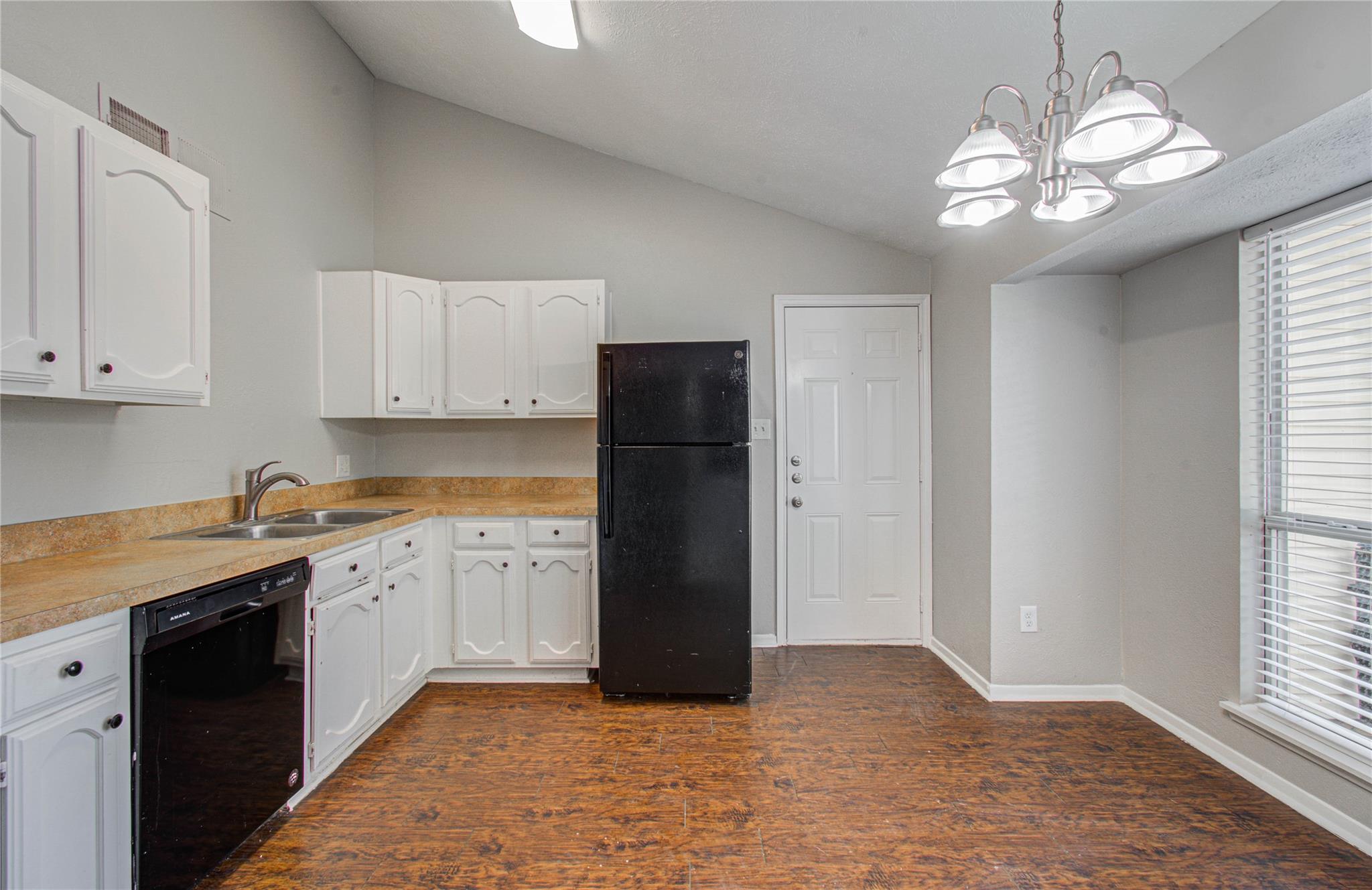 24022 Four Sixes Lane