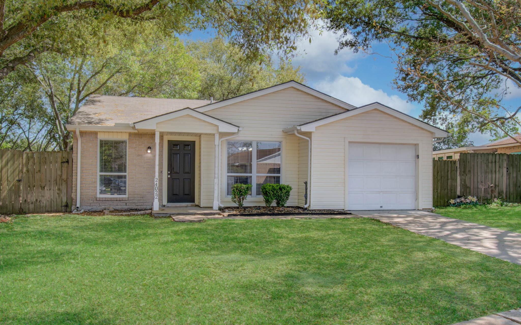 24022 Four Sixes Lane