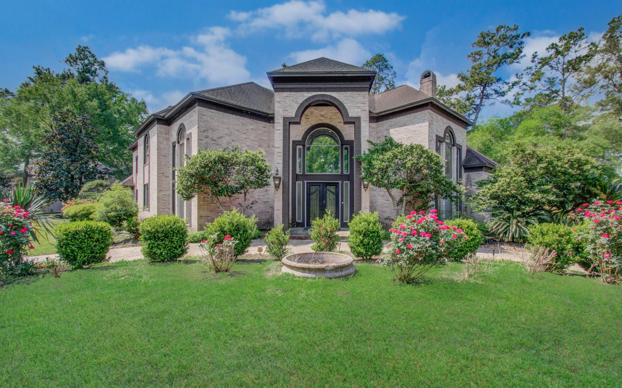 1703 Brookside Pine Lane