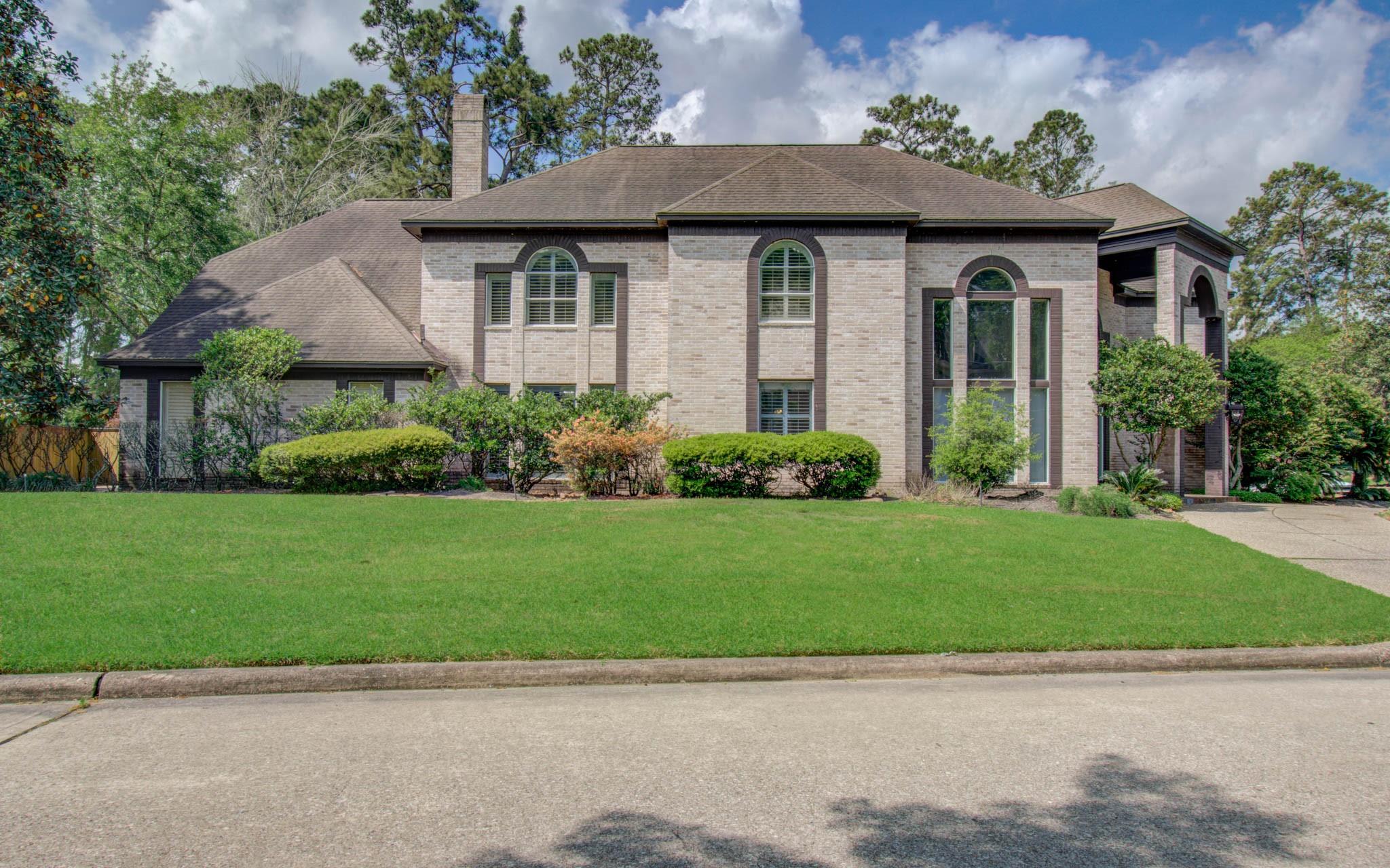 1703 Brookside Pine Lane