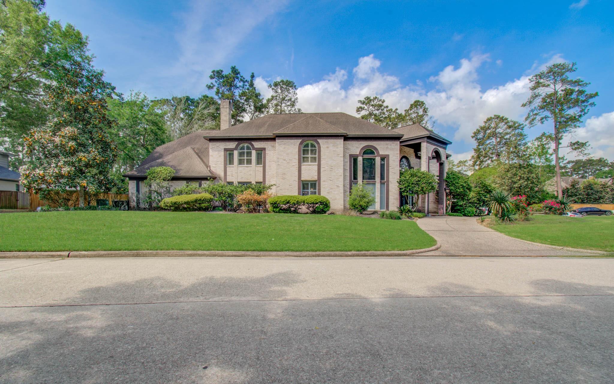 1703 Brookside Pine Lane