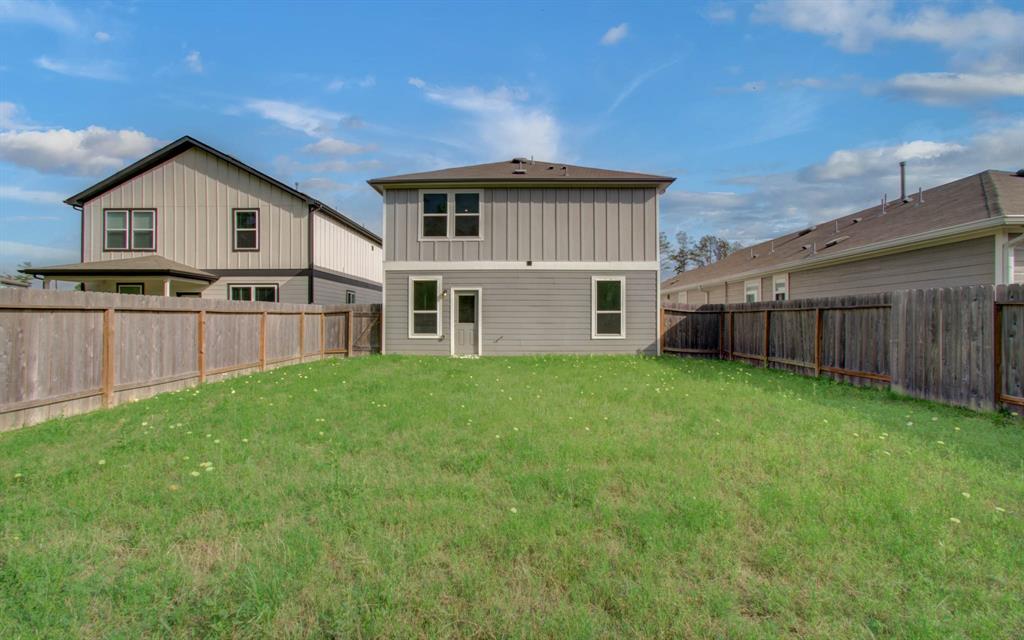 5522 Broad Spruce Street