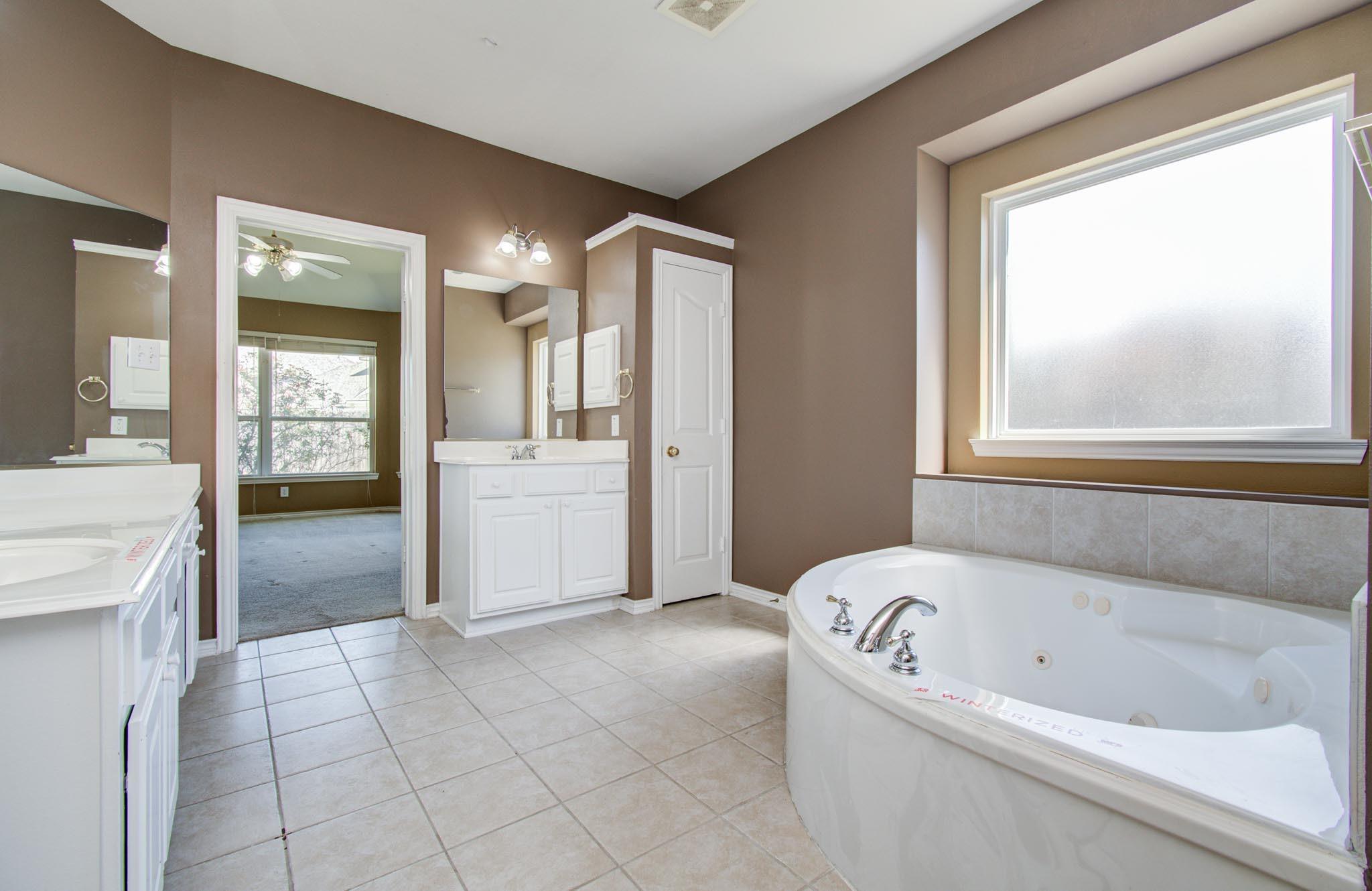 6124 Falkirk Court
