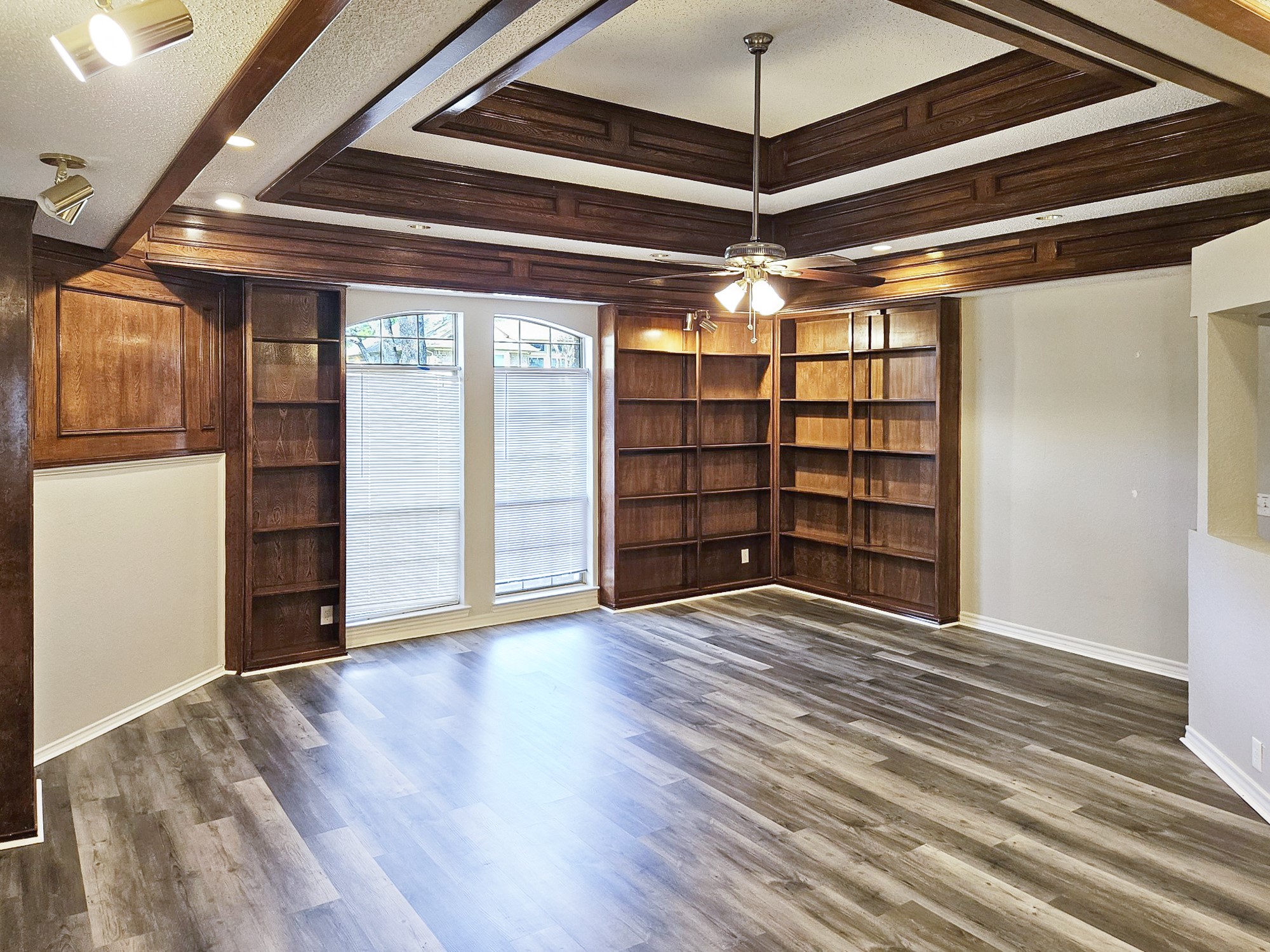 4304 Hidden Creek Drive