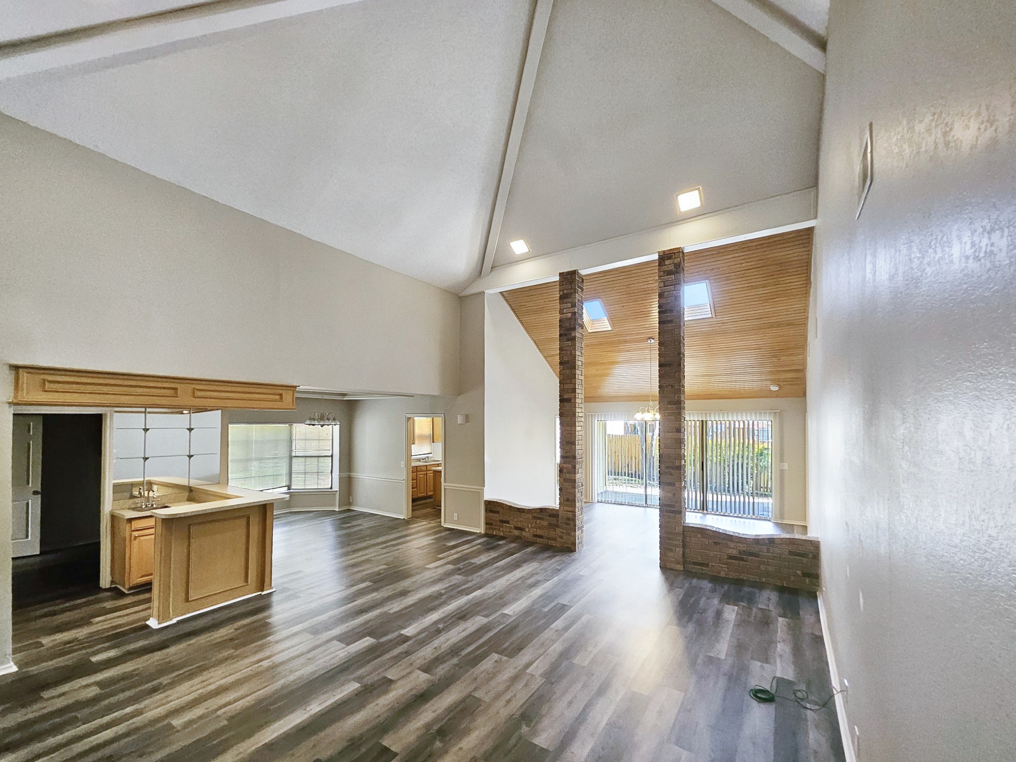 4304 Hidden Creek Drive