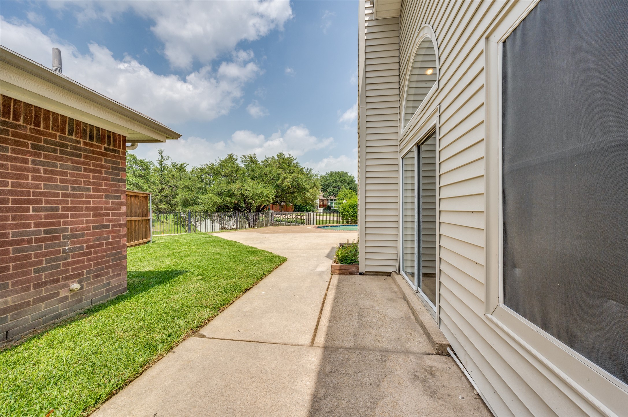 9418 Penny Lane